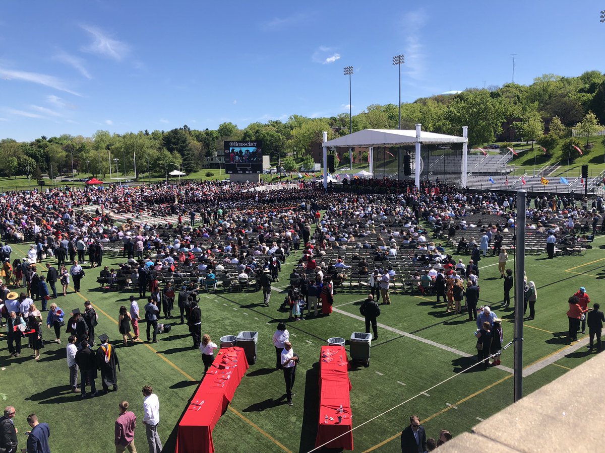 PerryLaskaris's tweet image. Not standing at my spot this year for the first time in a while. Congrats to #RPI2020!