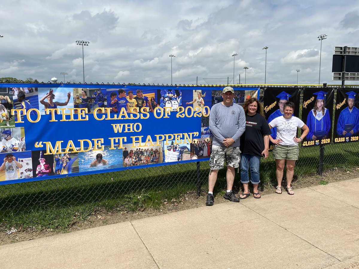 Pacholkec's tweet photo. Thanks to the All Sports Warrior Booster Club for sponsoring the senior banners. Congrats Class of 2020! https://t.co/IWGsyijEIC