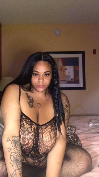 #bbw #nofilter #stoner #fatgirl https://t.co/dgpzuOapzy<a href="/tag/bbw"class="tags">#bbw</a><a href="/tag/nofilter"class="tags">#nofilter</a><a href="/tag/stoner"class="tags">#stoner</a><a href="/tag/fatgirl"class="tags">#fatgirl</a>