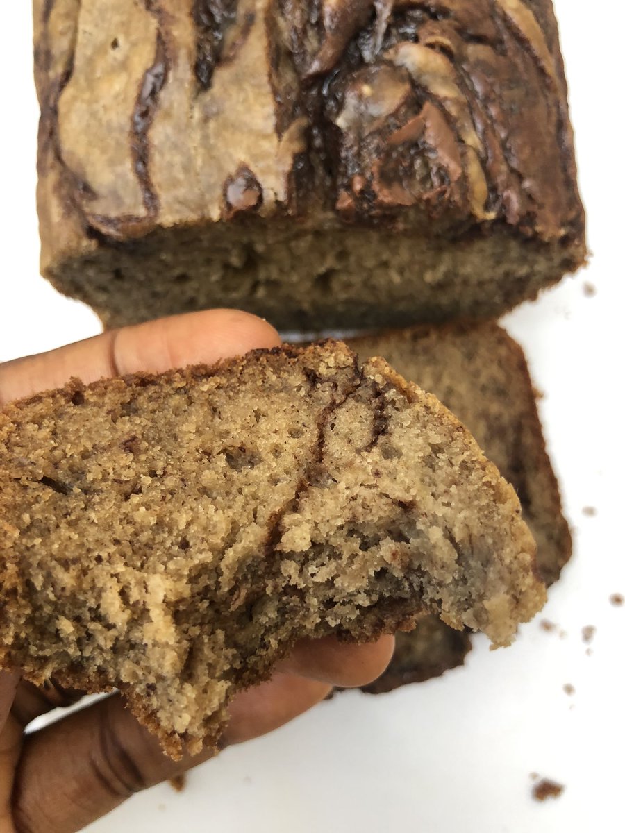 It’s going to be a long weekend with the public holidays on Monday and Tuesday. What will you be snacking on?
————————————
#bananabread #bananabreadsinenugu #yourbananabreadplug
#enugubaker
#yummybananabread