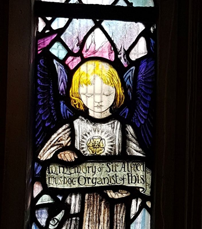And more Veronica Whall with these charming angels of 1929 to another organist, Sir Alfred Herbert Brewer  #stainedglass  @BSMGP