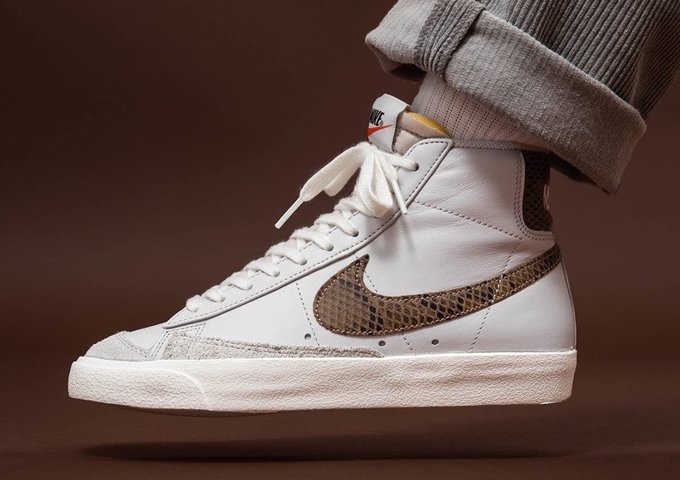 nike blazer snakeskin on feet