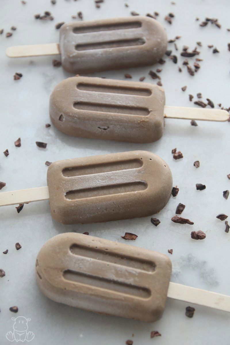 WellnessMama's tweet photo. A sweet treat! 
>> Homemade Fudge Pops Recipe <<
coconut milk
gelatin
cocoa butter
avocado
maple syrup
sea salt
vanilla extract
https://t.co/lPUyg6GioW
#popsicles #fudgepops #summertimetreat #summer #healthydessert https://t.co/FDQwlKGoEe