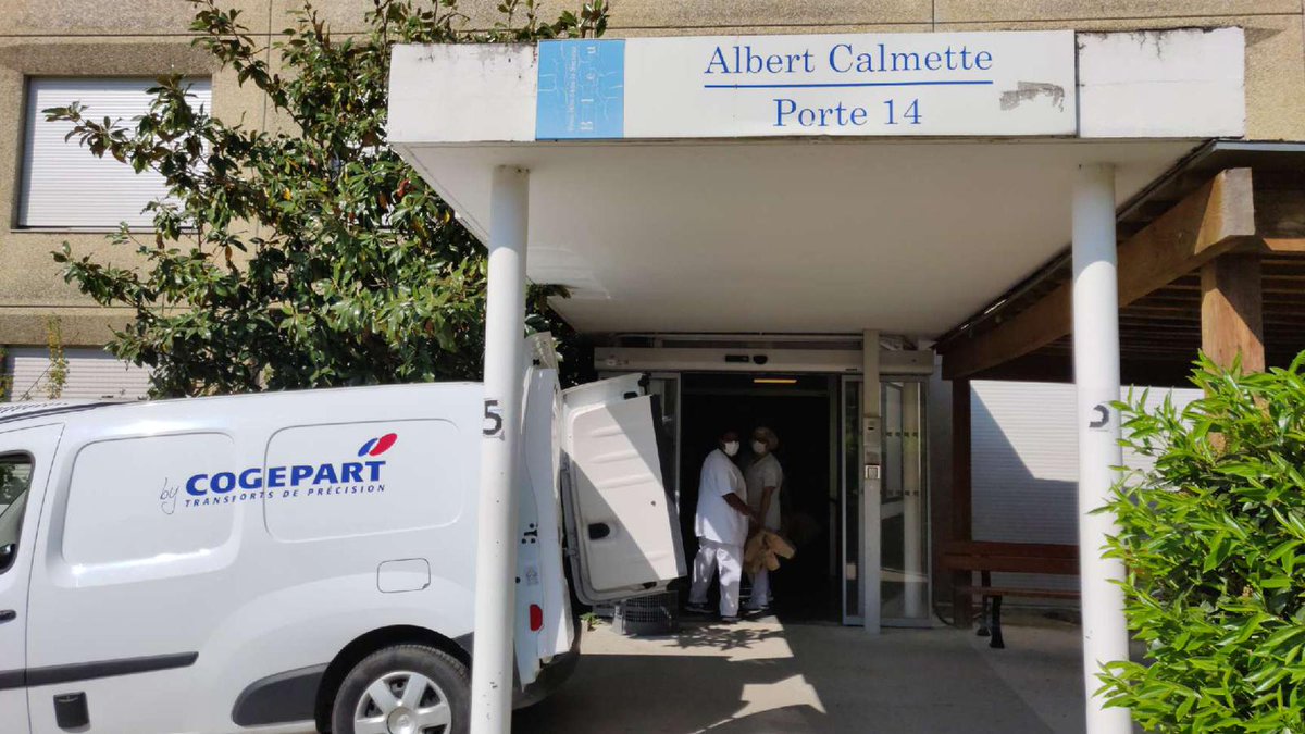 chefsXsoignants's tweet photo. On espère que l'Hôpital Albert Calmette retrouve petit à petit la sérénité qu'il mérite. Nous n'oublierons pas ce que vous avez fait pour nous tous dans cette période si particulière.👏😘

@ggomez_chef @smejanes @METRO_FR @TipToque

#LesChefsAvecLesSoignants #RéconFortEnsemble https://t.co/AXg0Kojkej