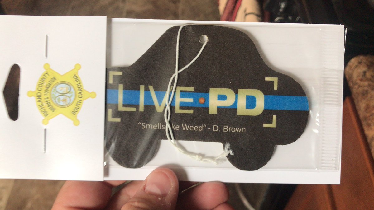 Kyle_Mann_KY's tweet photo. Representing @RCSD and @thundacat830 in Hebron,Ky. @LivePDNation. #smellslikeweed https://t.co/fsFFpj0PNd
