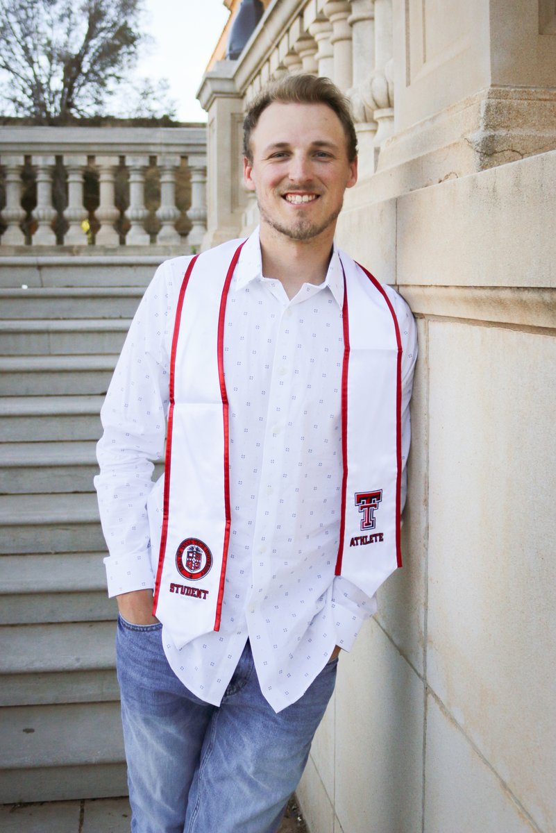 TTU_Baseball's tweet photo. Congratulations to our spring grads! 

🎓 @JohnnyMac_17
🎓 @EriksonLanning
🎓 @Rheams18
🎓 @cattmust

🔴#WreckEm⚫️ https://t.co/1hzT9Gvh5t