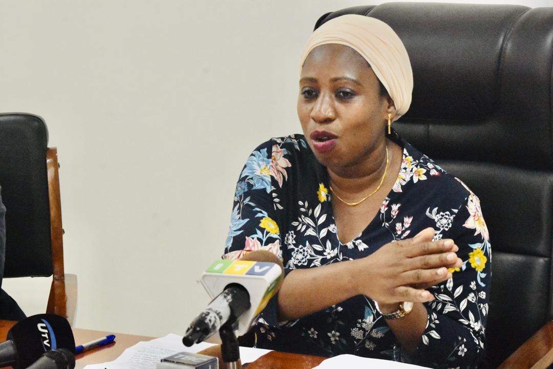 'Upimaji wa sampuli zote za Covid-19  unahamishiwa kwenye maabara ya Mabibo mjini Dar es Salaam ambayo ndio itakayokuwa maabara ya taifa ya afya ya jamii'
bbc.in/3gfyJWE
#coronavirus #jikingewakingewengine #jikingenacorona #bbcswahili #who  #tanzania 📸:Wizarayaafya