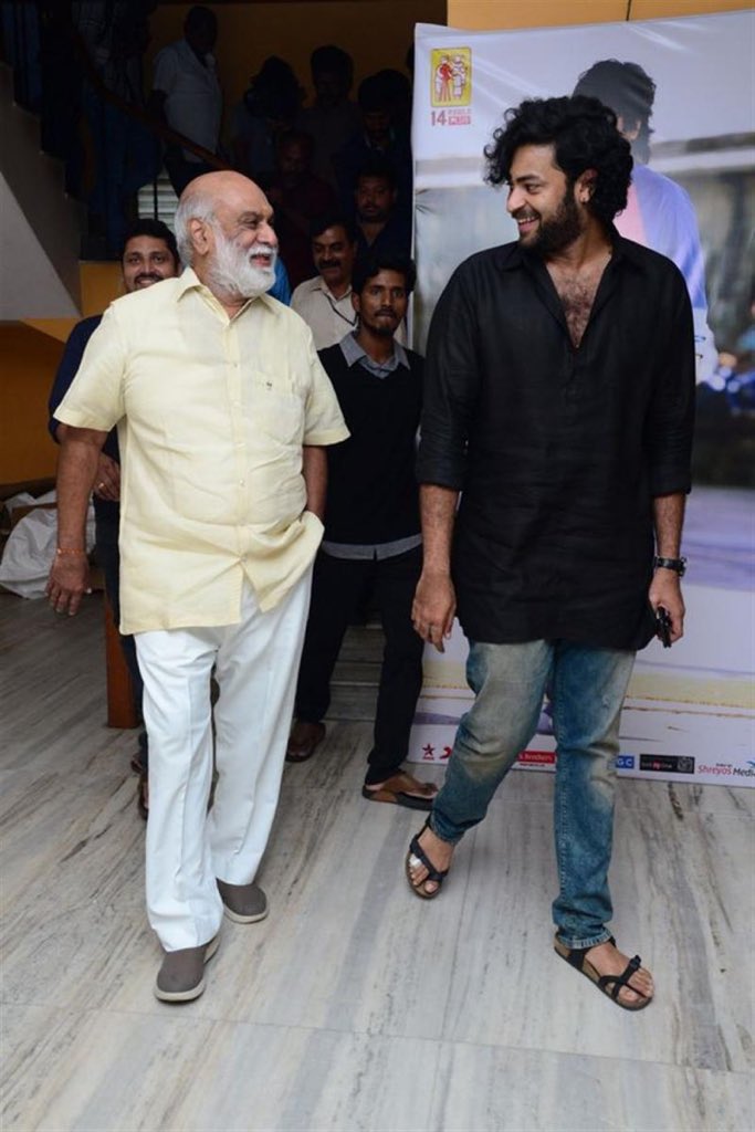 IAmVarunTej's tweet photo. Happy birthday to the legendary @Ragavendraraoba garu!
Wishing you great health and happiness!!
🙏🏽🙏🏽🙏🏽 https://t.co/KiNjCrP5tc