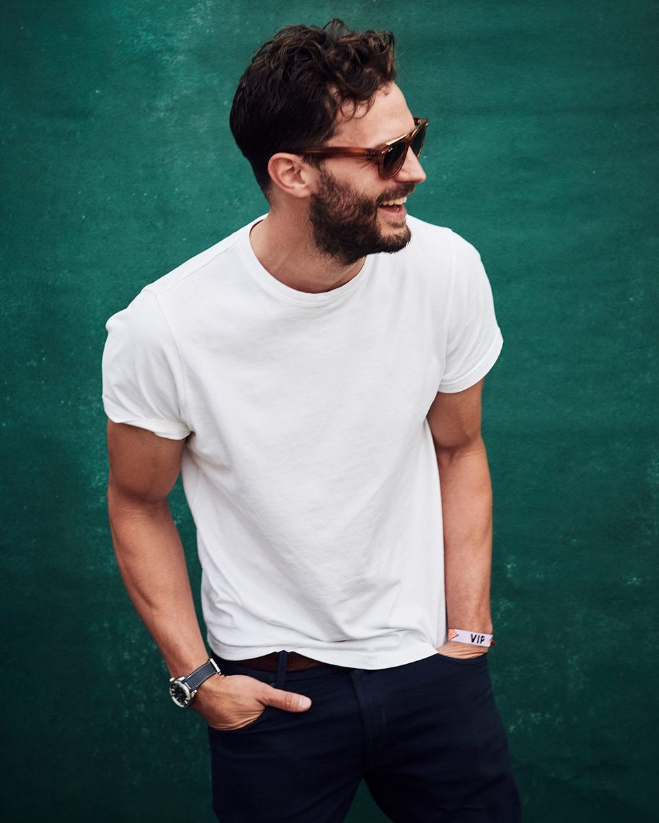 NoelyKCKD's tweet image. ''#WeekendEssentials – #JamieDornan-Style.'' 😍 (gq_germany IG)