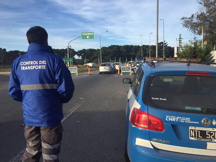 impulso_ciudad's tweet image. #Ahora entrevista 🗣📱al Delegado Regional de la #CNRT  @cristian_azcona 

"Estamos trabajando mucho, en este momento con los repatriados y lo que es carga de transporte" 

Temporada 4 de 📻 "IMPULSO VECINALISTA" por @laredmdp FM 91.3 Sábados de 9 a 11 hs
(Abrimos Hilo)