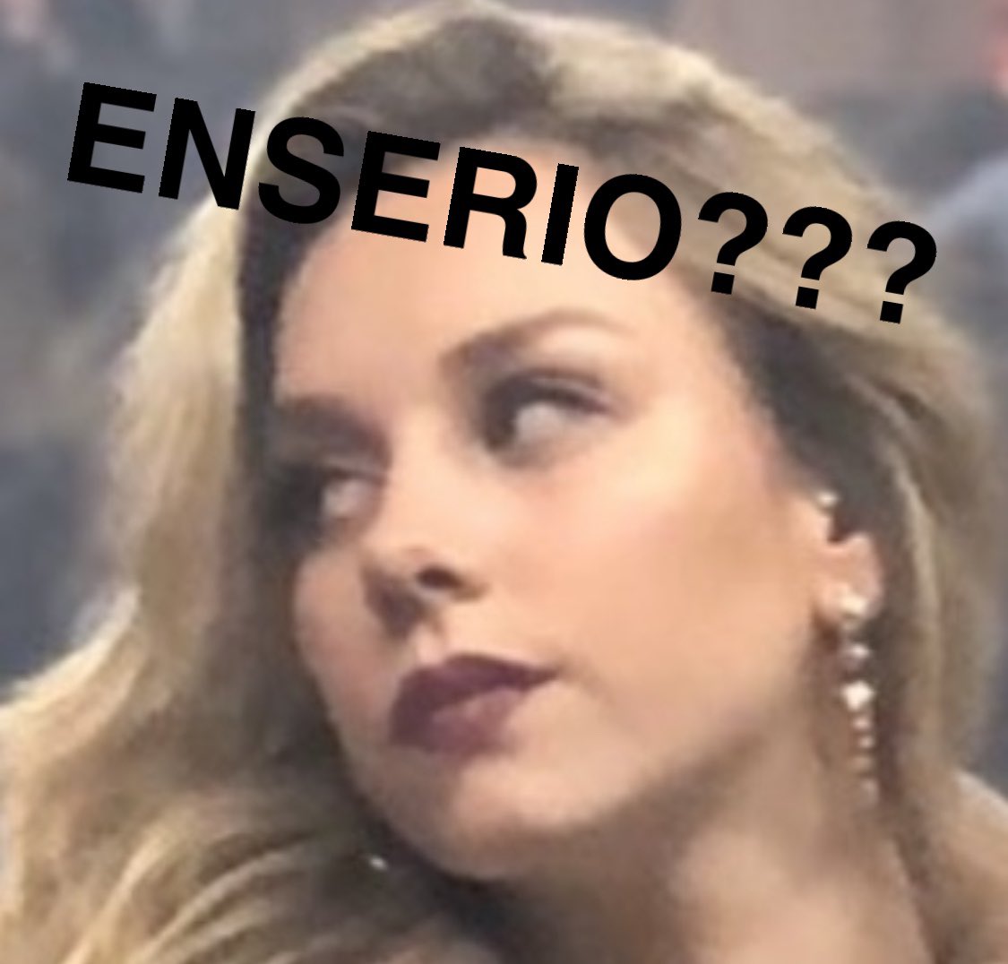 rosoncarlaa's tweet photo. Yo ahora... https://t.co/t0YrESN6X3