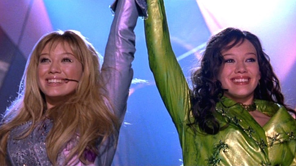 Lady Gaga &amp; Ariana Grande in the Rain On Me music video: