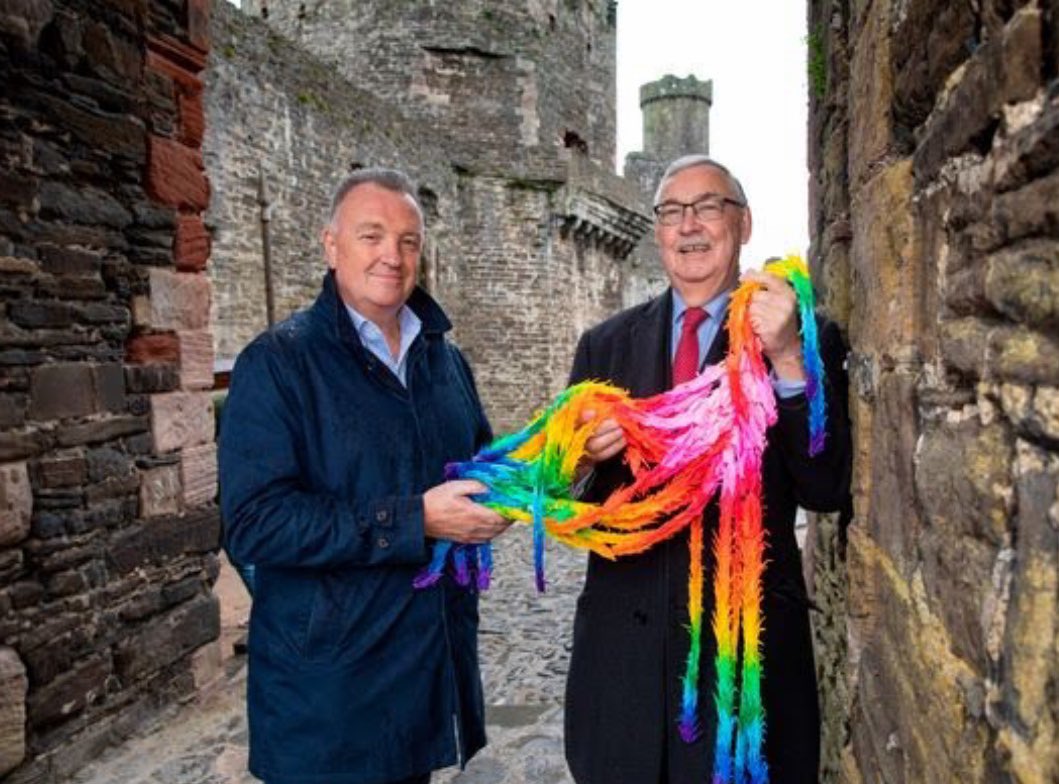 Jim Jones tweet media