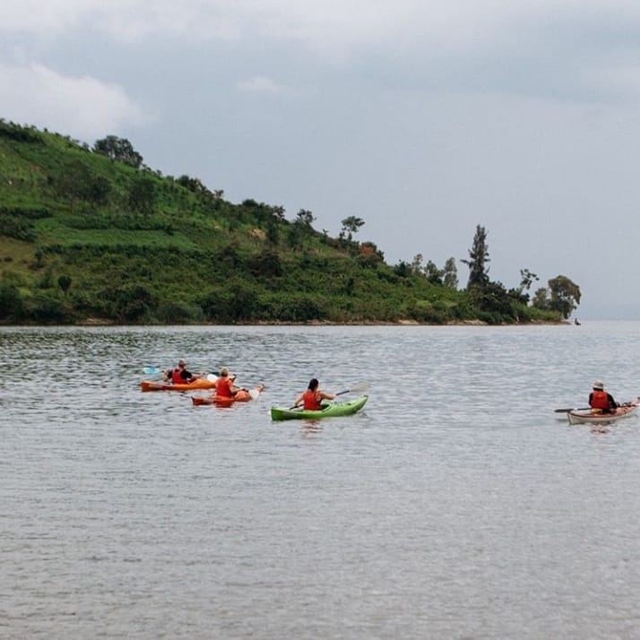 Is Rwanda on your bucket list #postcovid19 ?
__
Yes!? Then email us now to info@ikazerwandatours.com for a tailored-made tour itinerary in the #RemarkableRwanda. 🇷🇼
__
More on our website at ikazerwandatours.com
__
Welcome! Murakaza Neza! ❤