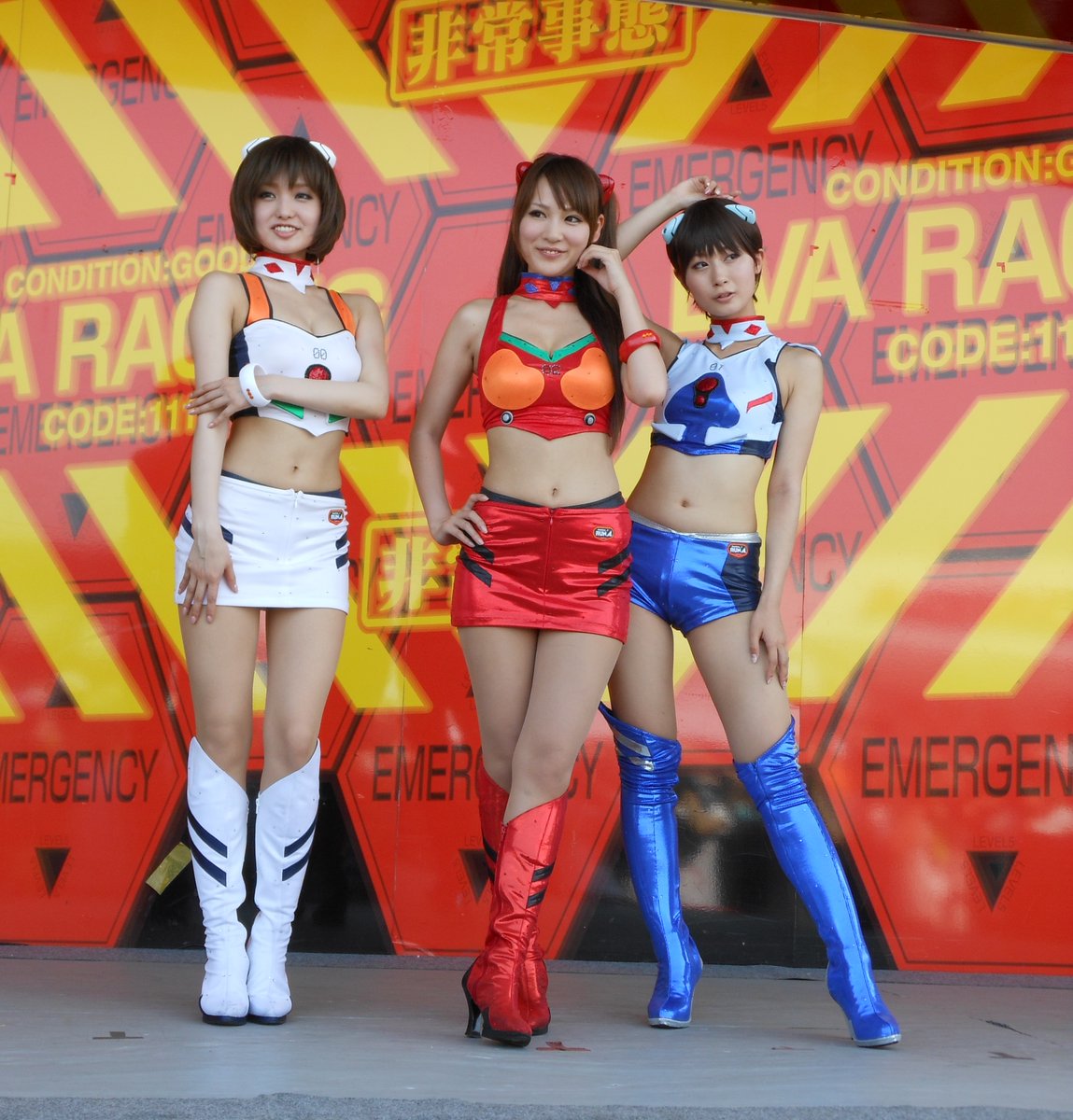 るるたん 12年鈴鹿８耐 エヴァンゲリオンレーシング 過去の写真 今回は12年の鈴鹿サーキット エヴァンゲリオンレーシング ｅｖａ 鈴鹿８耐 レースクイーン