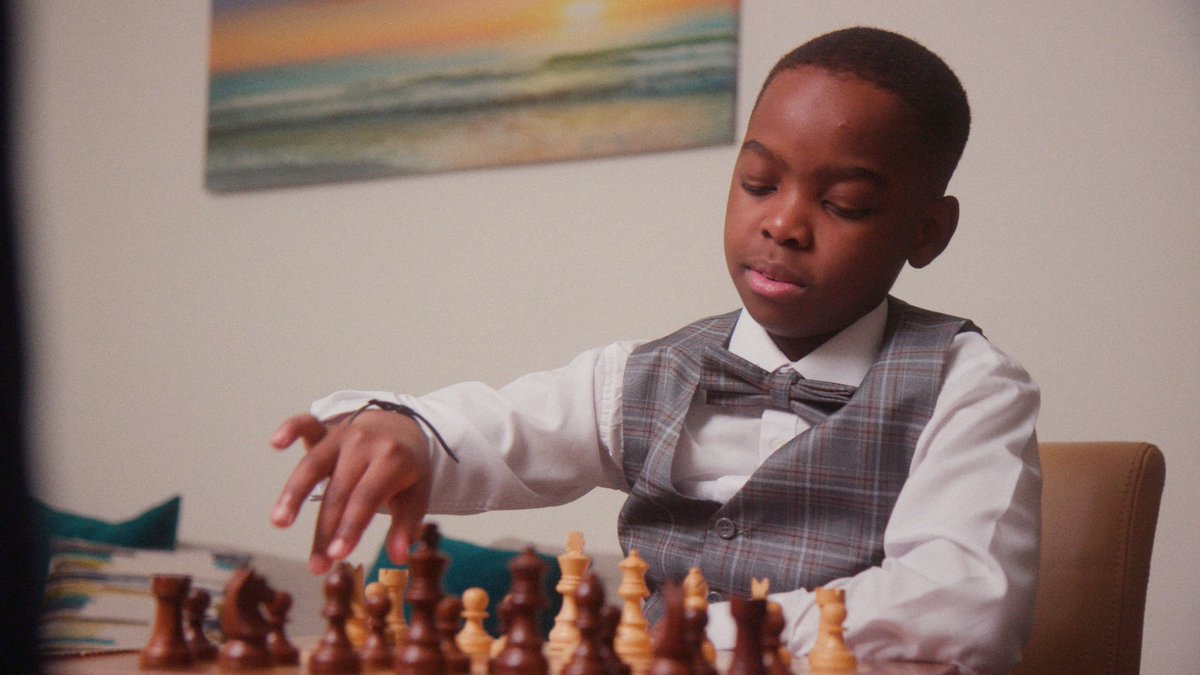 Soon,  @paramountnet  @Trevornoah are making a movie out of their lives. This is a story of a chess prodigy. This is also a story of immigration, courage, perseverance & untiring optimism. I poured my heart into this story, I hope you spend some time on it  https://www.espn.com/espn/story/_/id/29195851/from-homeless-refugee-chess-prodigy-9-year-old-dreams-becoming-youngest-grandmaster