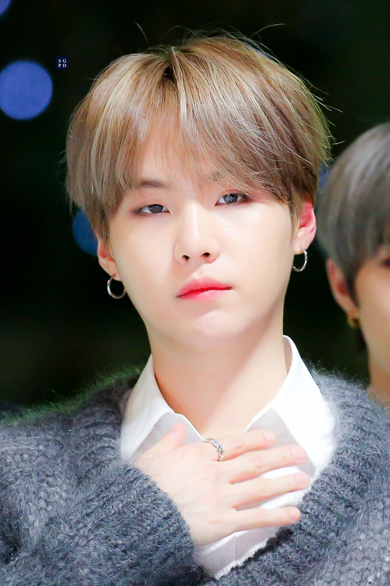 191130 MMA
#SUGA #슈가 #민윤기 <a href="/BTS_twt/">방탄소년단</a> 

ㅇㅂㅇ!! 보고싶다
