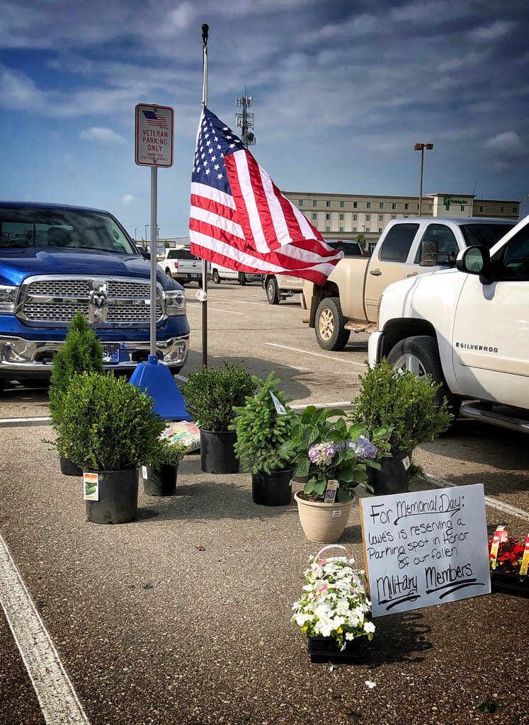 Lowe S On Twitter As Memorialday Approaches We Love Seeing Our Associates Buildthanks And Adorn Our Reserved Veteran S Parking Spots As A Small Token Of Remembrance For Those We Have Lost We Hope