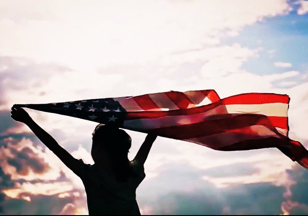 ScarboroughNow's tweet photo. I am grateful to live in a country where most Americans listen to doctors, protect their families, and keep bending the curve. We focus too much on bad actors in Washington and around the country, but Americans have been tough and respectful of others during this crisis. #USA https://t.co/DAgBbgdiOS