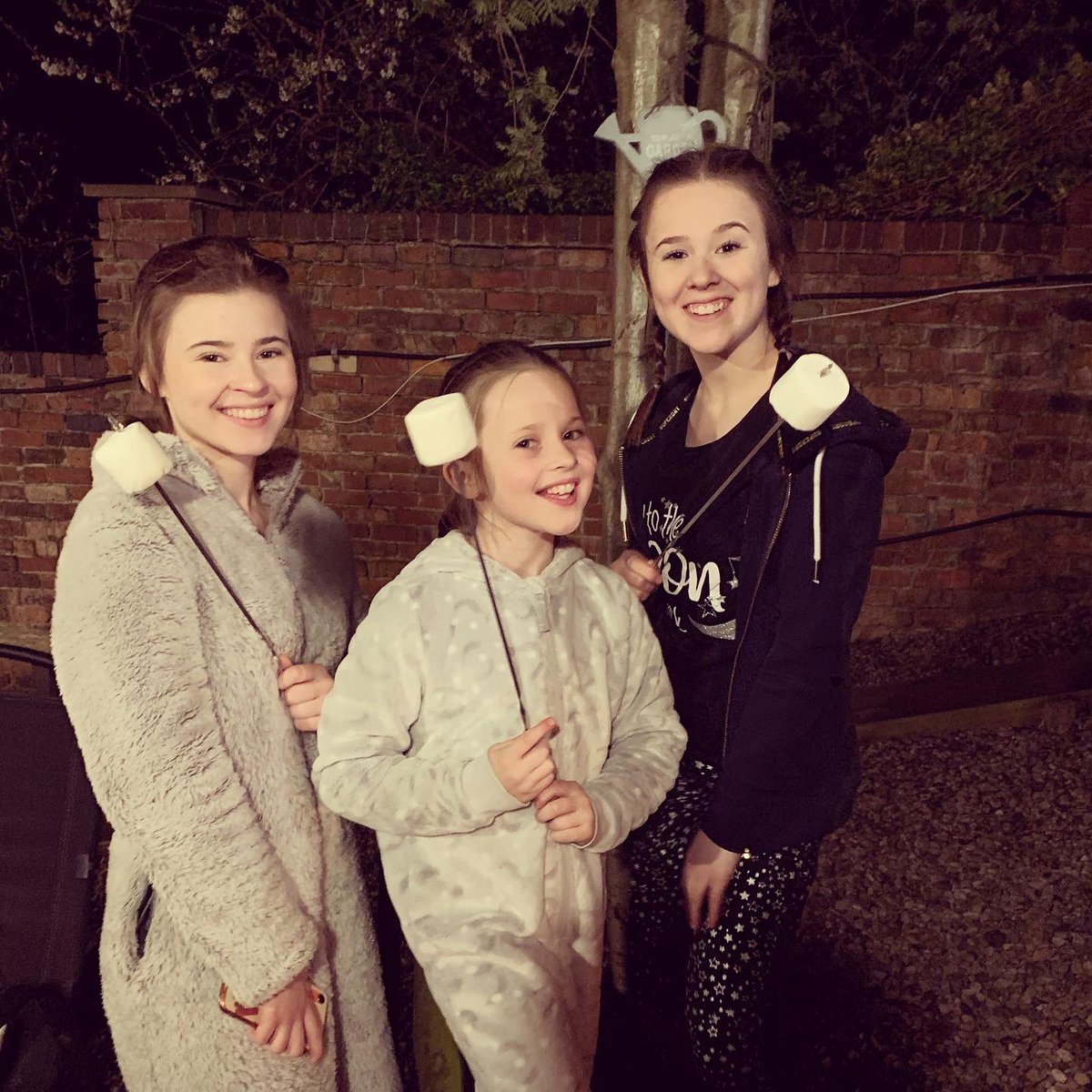 jodybuxton's tweet photo. @StPatricksRCTho Erin’s garden camp out https://t.co/bzyXmjtiBG