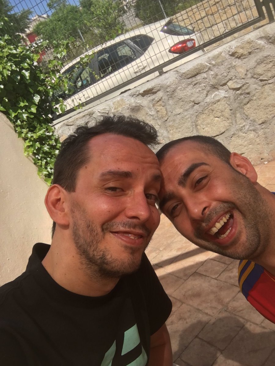 Frikimoler's tweet photo. Pa ir pa allá vamos bien ? 😆😆 https://t.co/8R5H9IeTpC