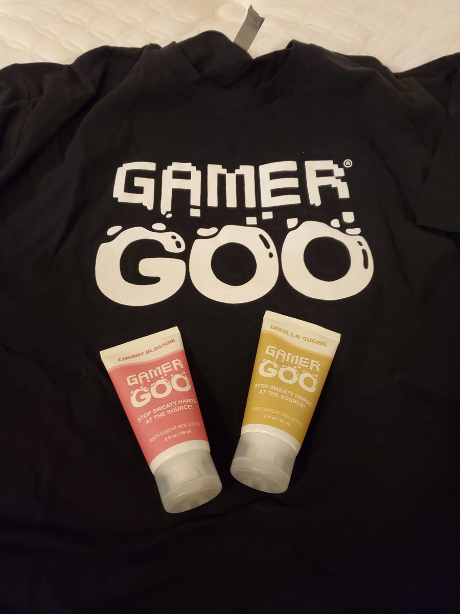 RektByBrownie's tweet image. Got my awesome @gamergoo products in, plus a t-shirt to represent! #rektbybrownie #rektbyus #mixerpartner #gamergoo