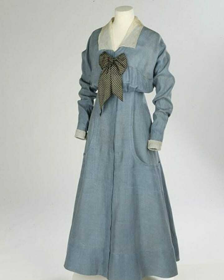 sspatterns's tweet image. I have photographed this dress every time I&apos;ve visited the @vamuseum in London. When I was 16 years old, I sat and sketched it. So when @sarcenetandlace_cosplay posted to ask about using my 1914 Afternoon Dress pattern to make one for herself, my little … instagr.am/p/CAia5xTgyAU/