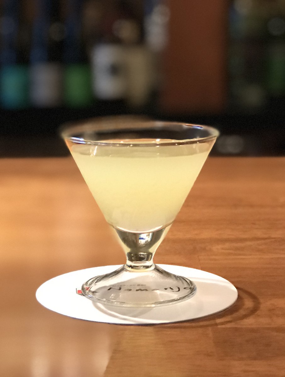Cocktail Bar Nemanja على تويتر 本日の カクテルしりとり 昨日の カジノ に続く本日のカクテルは ノックアウト です 正解者は7名様いらっしゃいました 予想コメントはfbページで受付中です T Co V5jsiqexca 明日は ト から始まるカクテルです