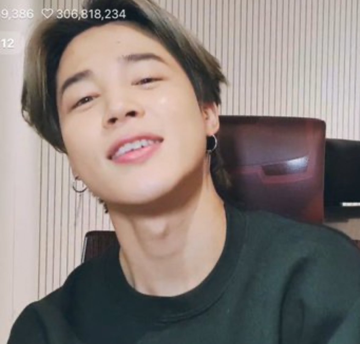 find me someone more attractive i’ll wait