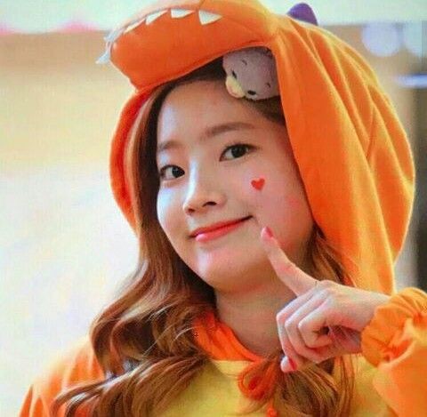 Tofudubuu7's tweet photo. YOU'RE SO CUTEE!!! HUHUHUZ https://t.co/EQEuqkDvug
