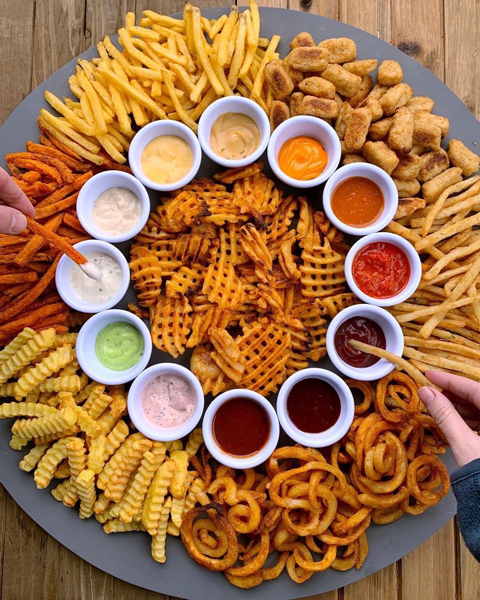 OMG Which fry would you pick?? #repost @312food 🍟 

#fries #frieslover #curlyfries #wafflefries #sweetpotatofries #tatertots #crinklefries