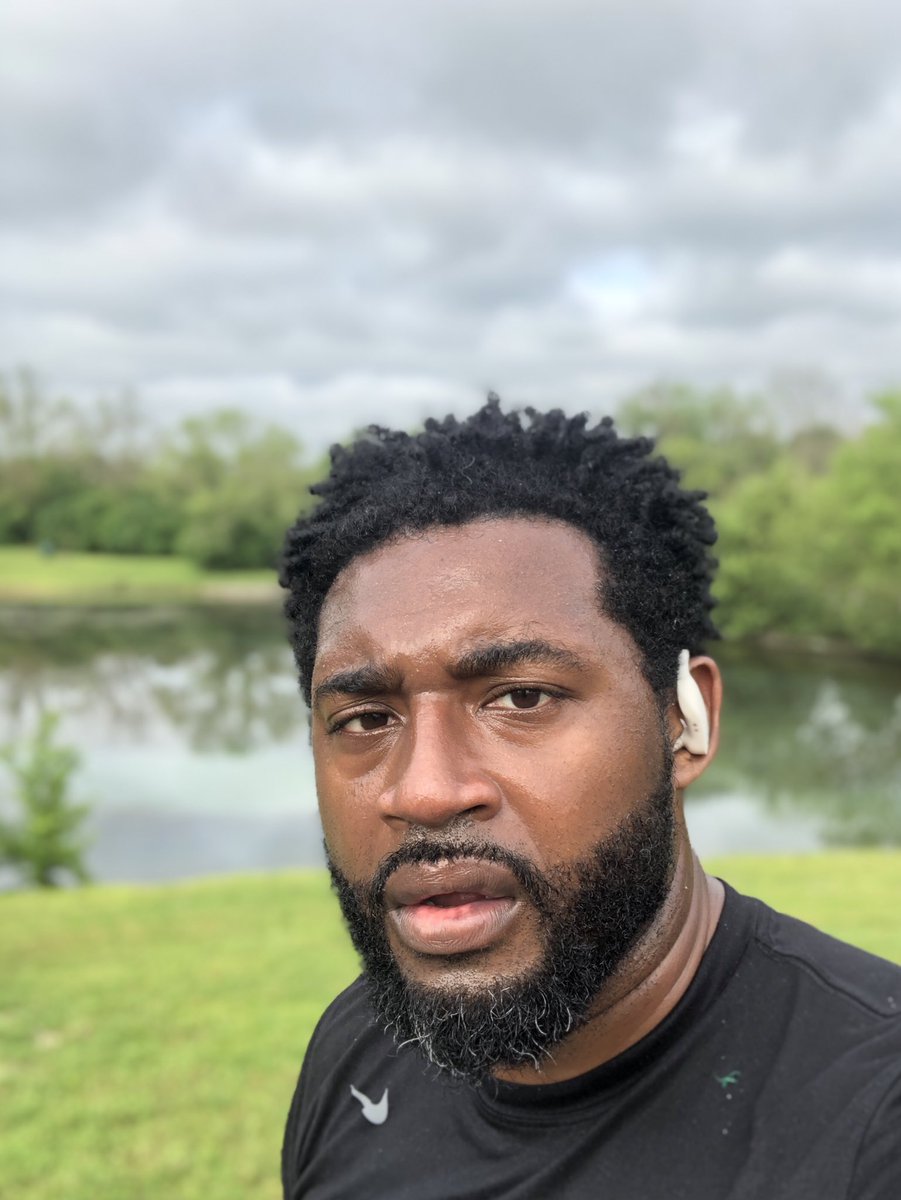 LaMontrose's tweet photo. #TeamSmith we out here getting things done! Let’s get it @CoachA_Smith!!

Making moves holding it down on the development side for @UK_KFund #InvestInBlue

#virtUal5K
#TilTheBattleIsRUN
#WeAreUK
#RunwithLL https://t.co/MLMKFaRTRD