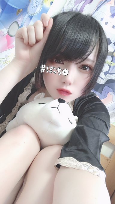 コスプレイヤーmonaのTwitter画像61