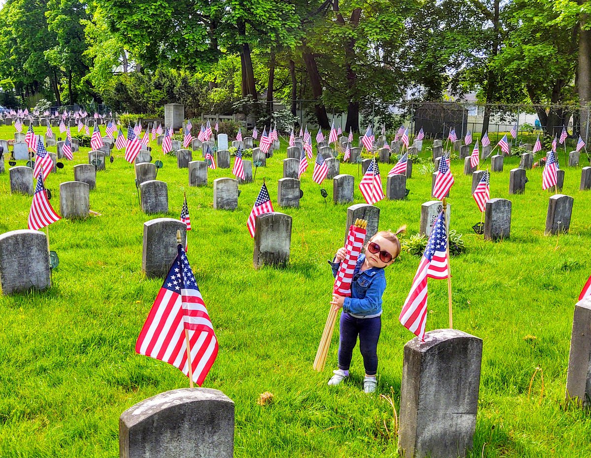 amiller0311's tweet photo. Memorial Day weekend 🙏❤️🇺🇲

#HonorAndRemember #CFO https://t.co/jPFP3JyLRv