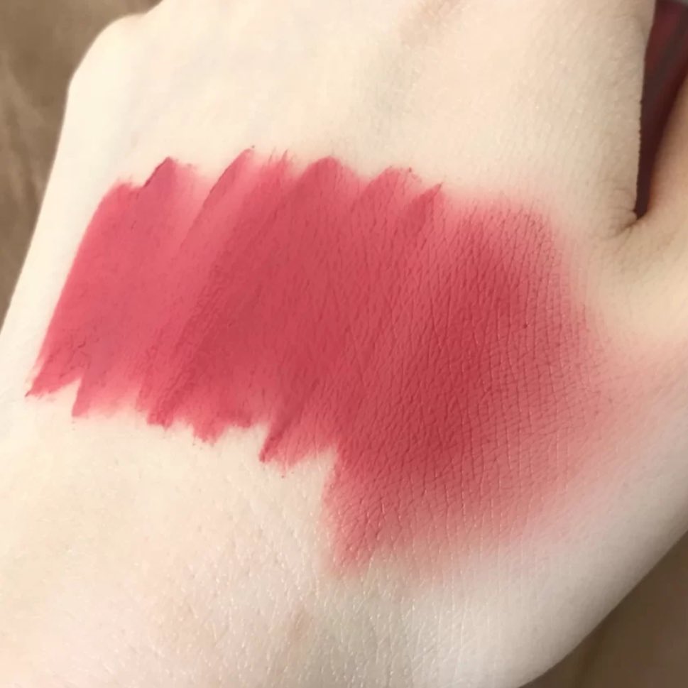 PretzzelReview's tweet photo. แจกกกกกก ลิป YSL ออกใหม่กำลังดังรุ่น velvet matte satin สีที่ทุกคนหวีดมากที่สุดเบอร์ 216 คือสีสวยมากกก มีความชมพูตุ่นๆ เนื้อครีมมี่เวลเวทมีความฉ่ำ ทาแล้วปากดูอวบอิ่ม ถ้าเบลนให้ฟุ้ง จะมีความละมุนแบบสุด ชอบมาก มีมาแจก 1 รางวัล กติกา : รี+ฟอล+เมนชั่น 💕 ประกาศ 29/05/63 https://t.co/rwjR6KFo4S