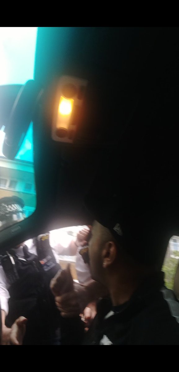 Ryan_Colaco's tweet image. Getting your vehicle stopped, getting dragged out of it &amp;amp; getting handcuffed in the process - with a full car &amp;amp; body search - was unjustified by the Metropolitan Police.

This coronavirus pandemic isn't going away &amp;amp; no PPE was used until I voiced up.

I may now have COVID-19. 🤷🏾‍♂️