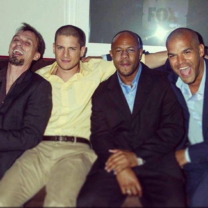 MEZP4P's tweet photo. Name a better group of fugitives... https://t.co/TzY6BiovUU