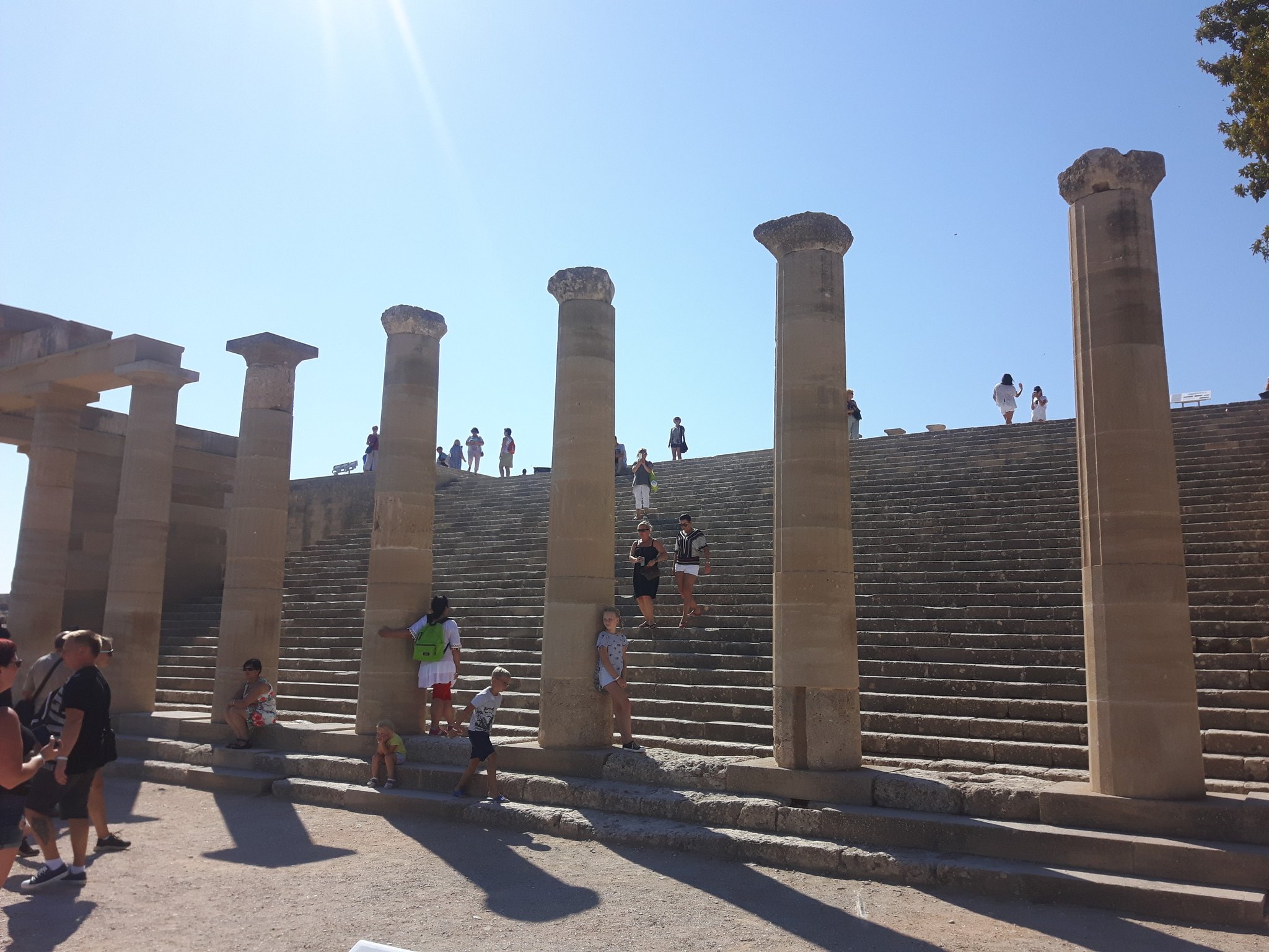 Acropolis: The Twitter Debate Heats Up - sbx9tp4