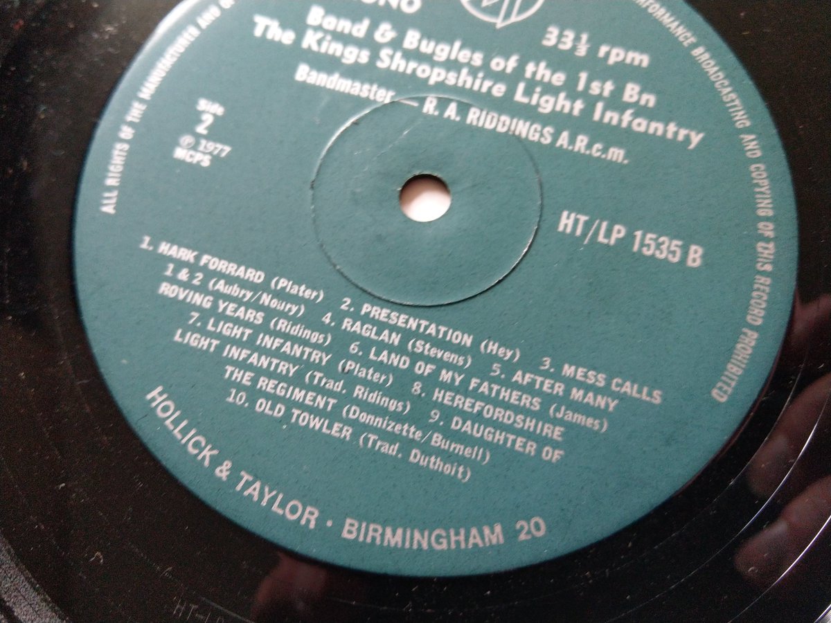 MrThomasCorbett's tweet image. Over the moon with the latest eBay purchase. Proper regimental music by the band. The house will be sick of me by the end of the day. #OldTowler #KSLI @ShropsRegiment