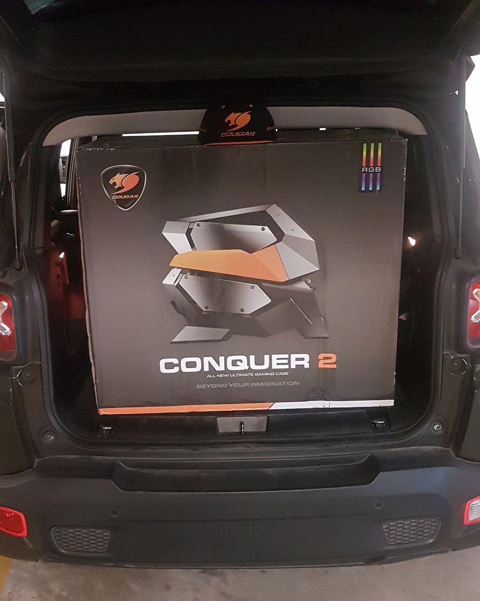 cougargaming_br's tweet photo. Quem será que vai receber o 1o Conquer 2 do Brasil? 🇧🇷🤔
#CougarGaming #Conquer2 🧡🖤 https://t.co/5T9ravfZtr