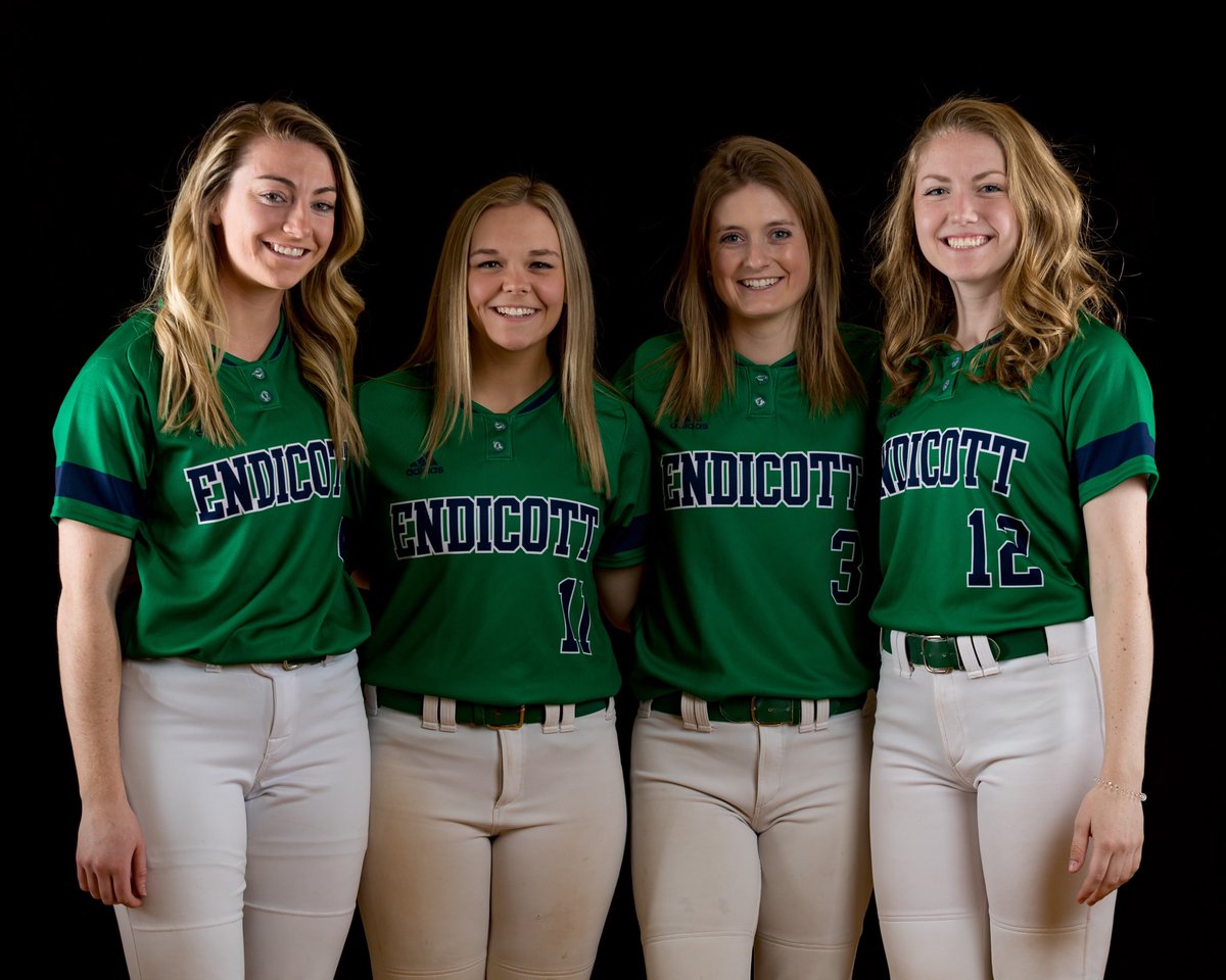 EndicottSOFT's tweet photo. Congrats to our seniors!! 🎉🎉🎓🎓Thank you so much for your commitment, effort, sacrifice, and leadership! We are all so proud of you and your accomplishments! We love you and can not wait to see you back at the nest soon!!!! 💙💚🥎 https://t.co/7WGHEZh8hr
