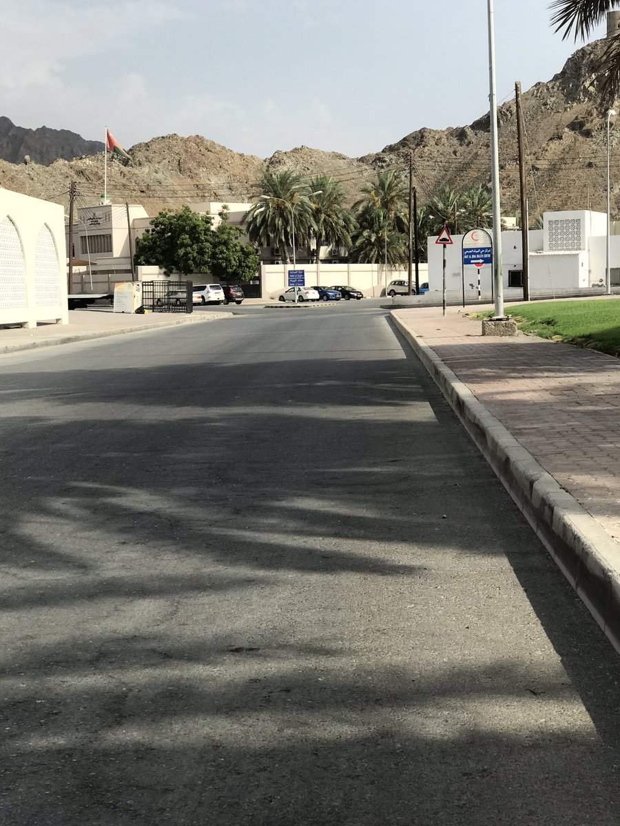 اللهم أصلح الحال ، 
وأرح البال ، وأجب السؤال ، 
وبشرنا بما يسرنا ، وكف عـنا مايضرنا ، أسأل الله العظيم أن يعطينا واياكم خير ما يعطي السائلين ، 
وأن يجمع لنا ولكم بين صلاح الدنيا والدين ، وأن يغفر لنا ولكم ولوالدينا ولجميع المسلمين ..🙏🏼