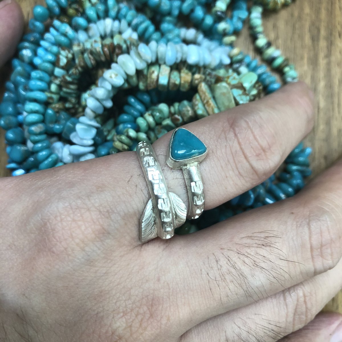 Turquoise arrow ring
#hm59 #xhm59x #handmadeinhongkong #silversmithinhongkong #turquoise #nativeamericaninspired