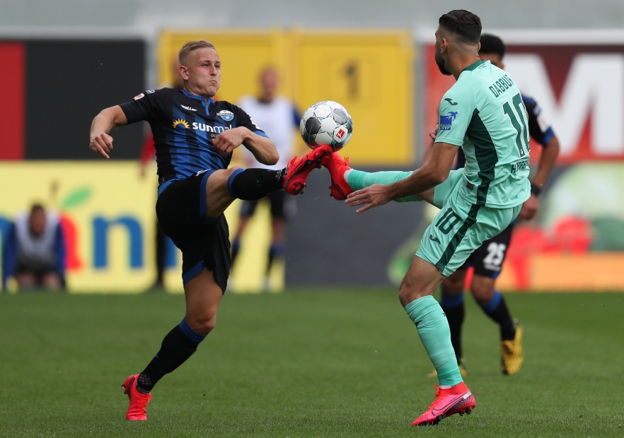 PrensaFutbol's tweet photo. #Padeborn y #Hoffenheim igualaron 1-1 en un entretenido partido. https://t.co/NcqY9L2N3Q https://t.co/KwolGPDrgQ