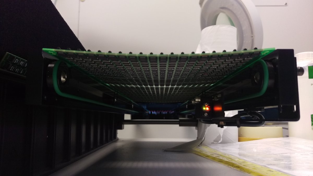 elite7group's tweet photo. This large board was 870mm in length and had more than 60'000 apertures!

No problem for the ESE Screen Printer.  The ESE US-8500X was modified slightly to print 870mm (850mm standard on US-8500X).

#smtscreenprinter #electronicsassembly #smtprinter #elite7installations https://t.co/dCtYkzOIH7