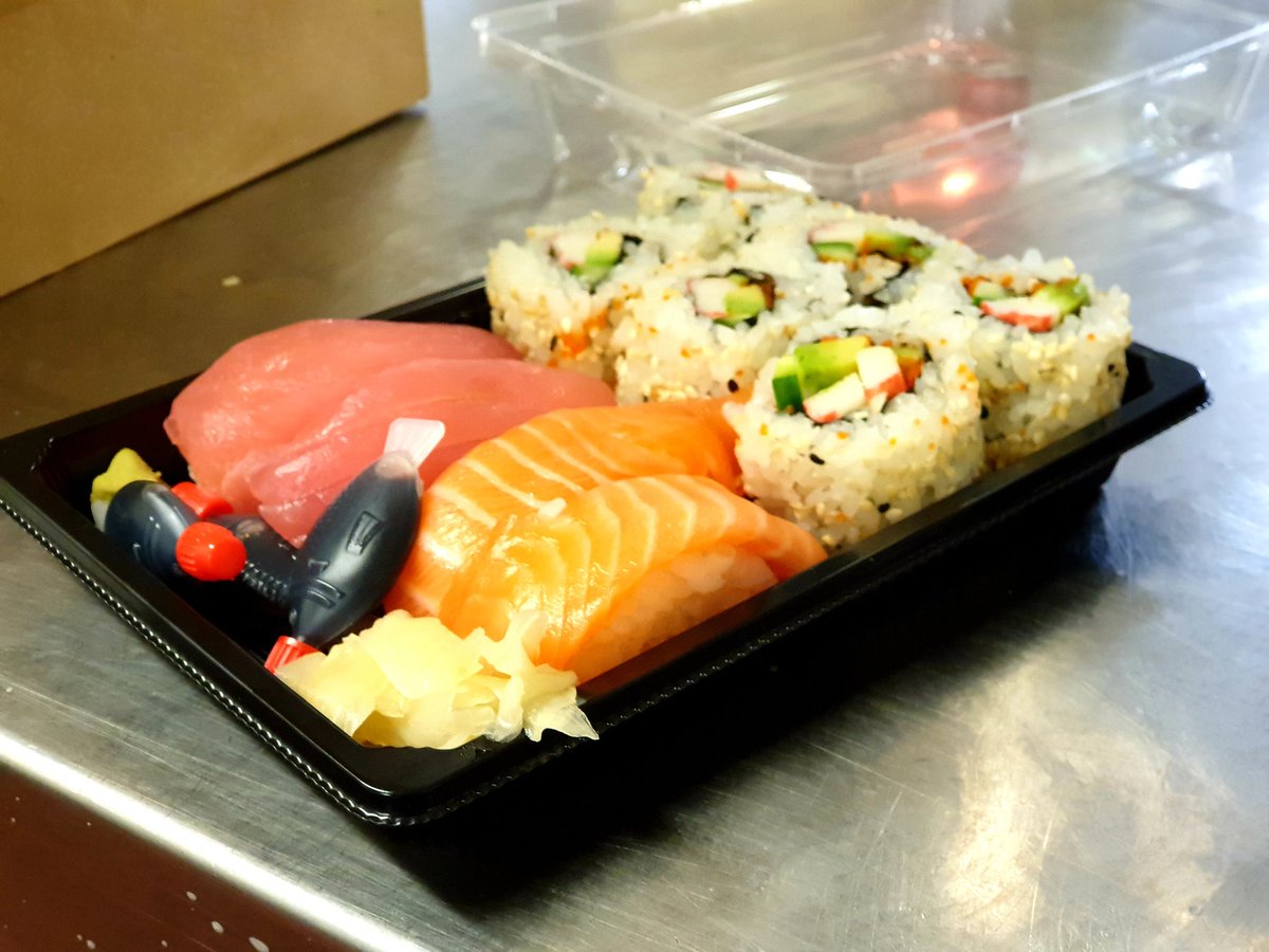 MbbBrasserie's tweet photo. The Tataki beef has been dressed and the sushi is looking sparkling.

Our Japanese Takeaway is open!

#japanese #sushi #takeaway #Cirencester #Cotswolds #mbbbrasserie https://t.co/Y5TZDkswBB