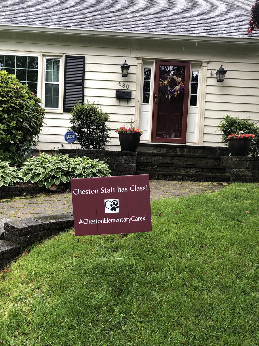 EASDMaczko's tweet photo. So proud to be a part of the Cheston Family! #cougarpride https://t.co/oyQqiO7HiK