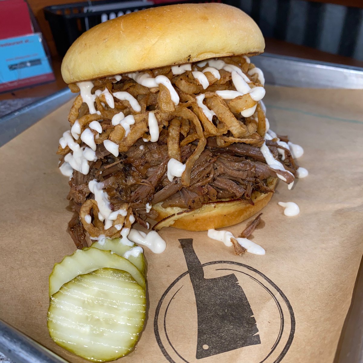 BEASTCraftBBQ's tweet image. Pulled Brisket Sandwich with Tobacco Onions and White BBQ Sauce. #bbq #pulledbrisket #whitebbqsauce #smoked