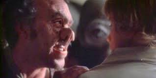 3. Star Wars has always had a weird side. But for all the imagery the sequel trilogy lifts from the originals, what’s missing is that the OT had weird *hostile* characters too.