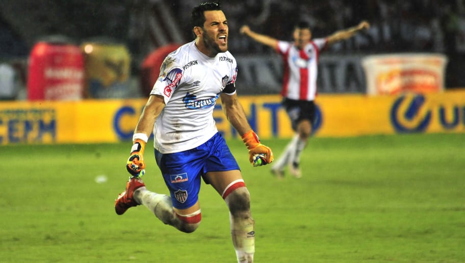 juniorlpr1924's tweet photo. 🧐🥅 Tiro libre cerca del área en el último minuto. ¿A quién eliges para patear?

RT por G10
LIKE por Viera
COMENTA por JD Valencia. https://t.co/me8AKLwnAG